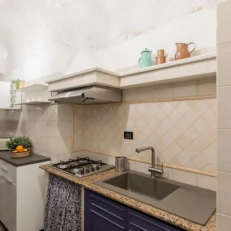 Iflat Cozy In Monti Διαμέρισμα *